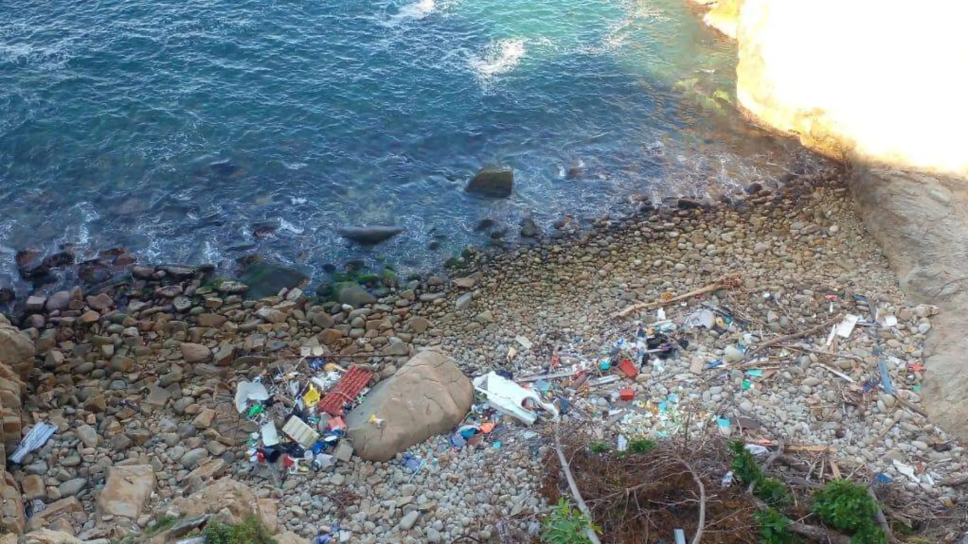 basura en playa 